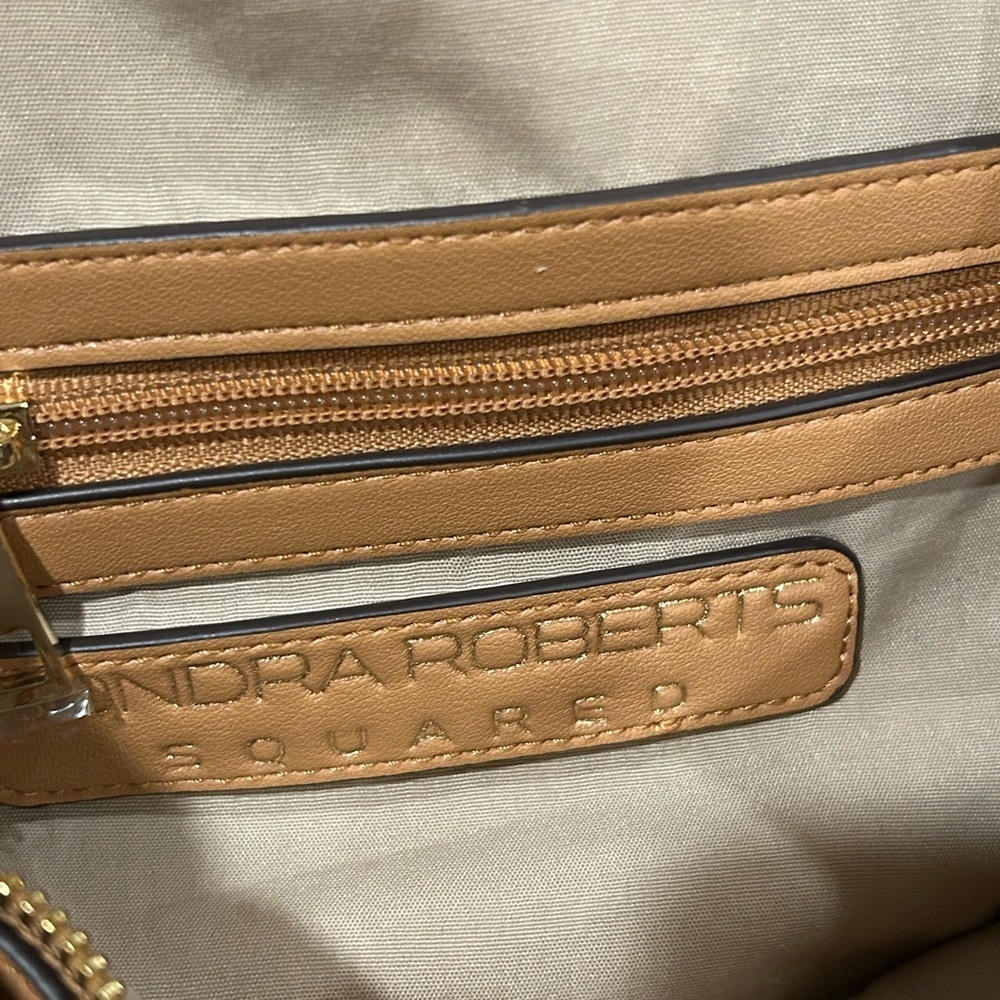 Sondra Roberts Tan Leather Tote Shoulder Bag Gold Hardware structured bag - Picture 11 of 14